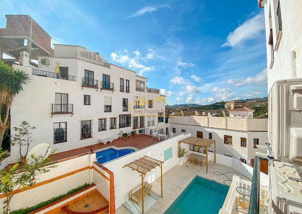 Spacious Apartment For Long Term Rental in Frigiliana