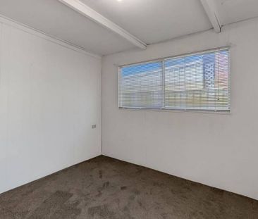 Recently Renovated 3 Bedroom Home in Prime Brooklyn Park Location - Photo 3