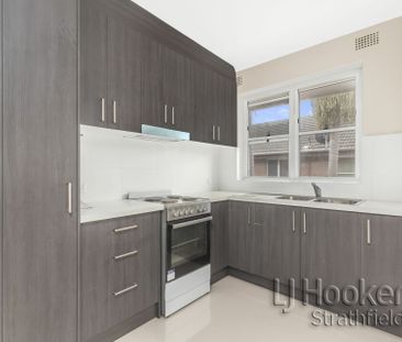 Two Bedroom Apartment - Photo 4