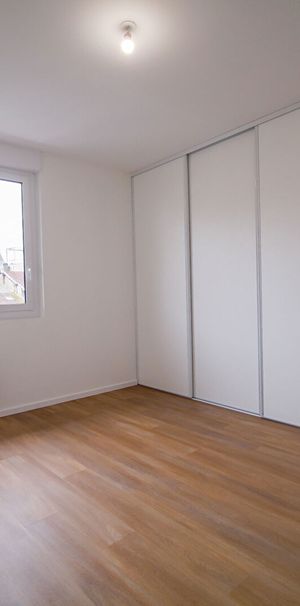 Location Appartement 5 pièces 83m² - Photo 1