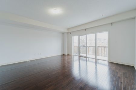 For Lease - 106 Aspen Hills Road, Brampton, Ontario - Photo 4