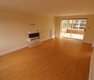 4 bedroom detached house to rent - Photo 1