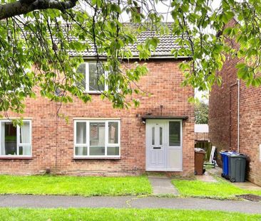 2 bedroom semi-detached house to rent - Photo 4