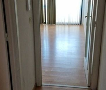 Appartement te huur in Kortrijk voor € 625 met 1 slaapkamer - Photo 2