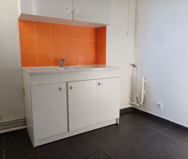 location Appartement T2 DE 47m² À MEAUX - Photo 2