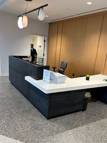 For Lease - 2495 eglinton Avenue Unit# 2310, Mississauga, Ontario - Photo 3