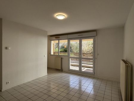 Location Appartement 1 pièce 34m² CHAMBERY 73000 - Photo 2