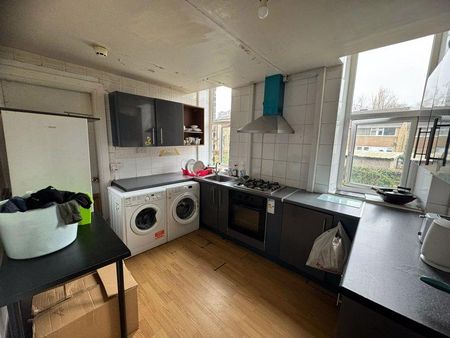 1 bedroom in a house share to rent - Photo 5