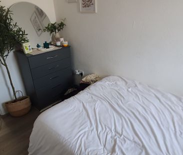 63 Cathays Terrace, Cathays, Cardiff, CF24 4HT - Photo 1