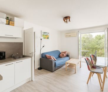 Location Appartement 2 pièces 32m² VILLENEUVE LES AVIGNON 30400 - Photo 1