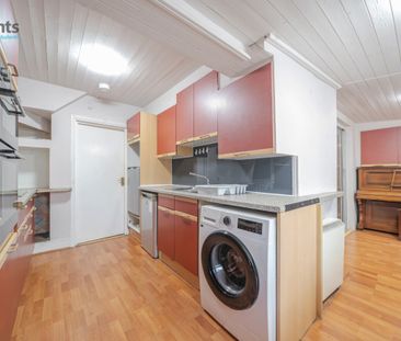 5 bedroom terraced house to rent - Photo 5