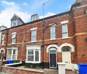 1 bedroom Flat To Let - Photo 1