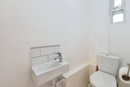 2 Bed Flat, Buckingham House, N4 - Photo 4