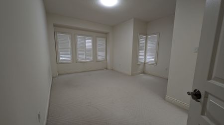 For Lease - 10 Goderich Drive Unit# Upper, Brampton, Ontario - Photo 3