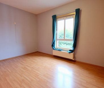 Leuk één slaapkamerappartement met autostaanplaats te huur - Photo 3