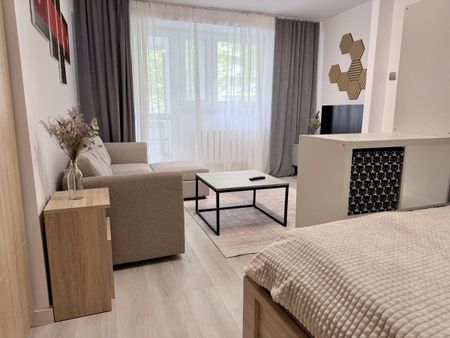 Mieszkanie do wynajęcia 1 pokoje Floriana Znanieckiego, Warszawa 33.9 m² - Photo 3