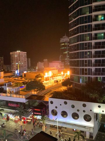 Surfers Paradise - Photo 5