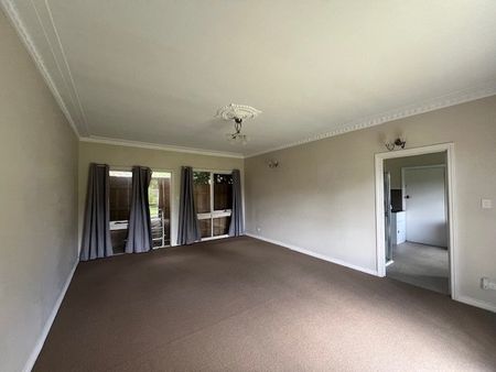 1/23 Savages Lane, Woodend - Photo 2