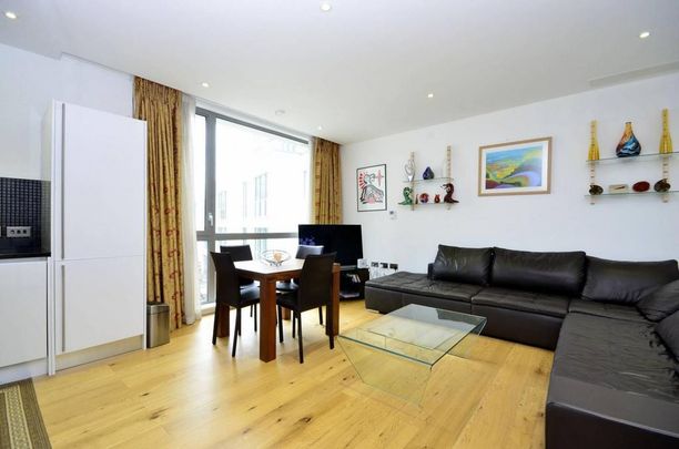 1 bedroom flat to rent - Photo 1