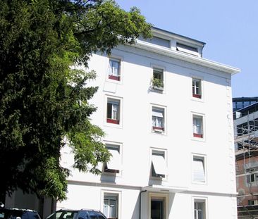 Logement de 2 pièces, d'environ 34 m2, sis au 2ème étage. Visites g... - Photo 4