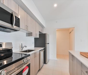 For Lease - 15 Kneeshaw Drive Unit# 603, Barrie, Ontario - Photo 1