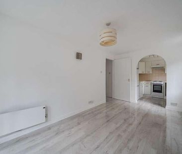 Selhurst Close, Wimbledon, SW19 - Photo 3