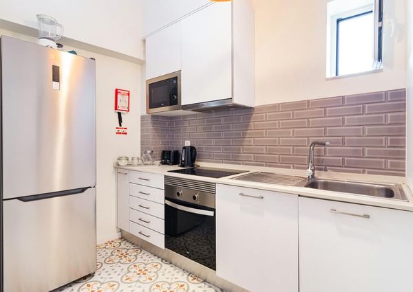 1 Bedroom Apartment, Alfama, Lisboa