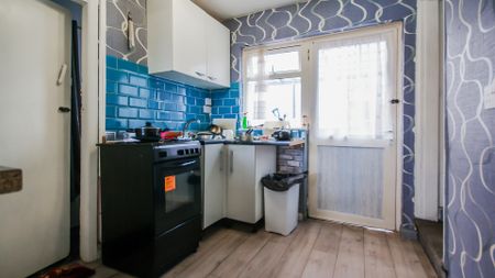102 Lockwood Road - Photo 5