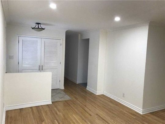 For Lease - 38 Stoddart Drive Unit# Main, Aurora, Ontario - Photo 1