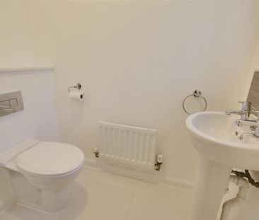 2 bedroom semi-detached house to rent - Photo 1
