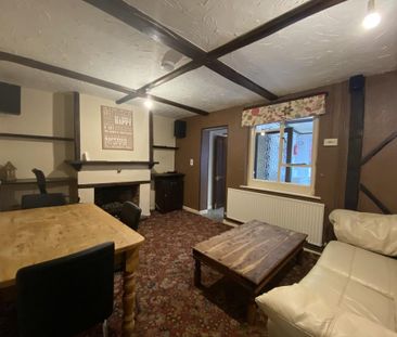 3 bedroom terraced house to rent - Photo 1