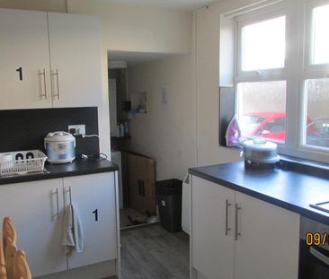 1 bedroom property to rent - Photo 6