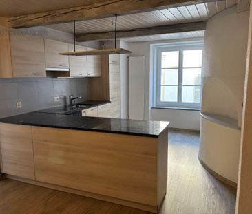 Spacious 5.5-room apartment for rent in the heart of Porrentruy - Foto 2