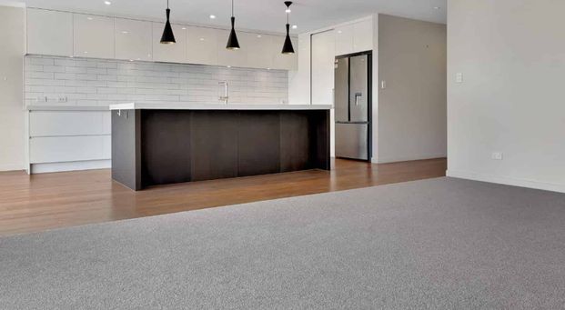 Spacious & Sunny Character Home - Photo 1