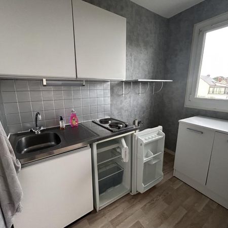 Location Appartement 1 pièce 26m² LISIEUX 14100 - Photo 3