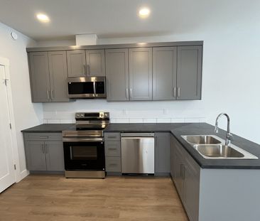 WHITTAKER 2 - A - 8710 - Photo 4