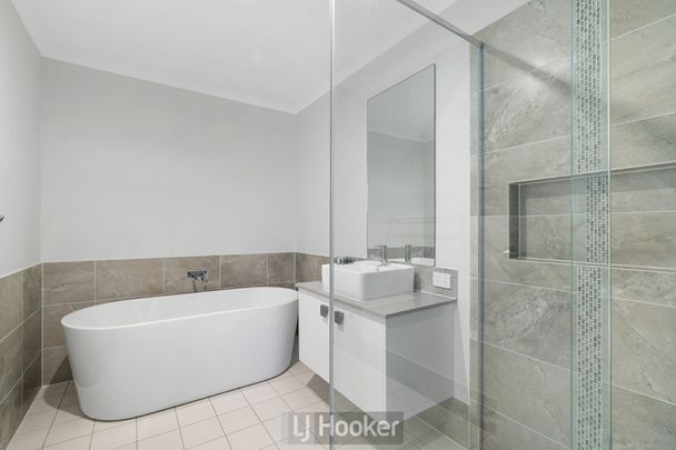 Ideal Family Home - Photo 1
