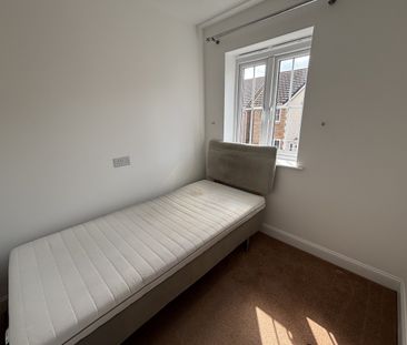 Heol Senni, Bettws, Newport - Photo 4
