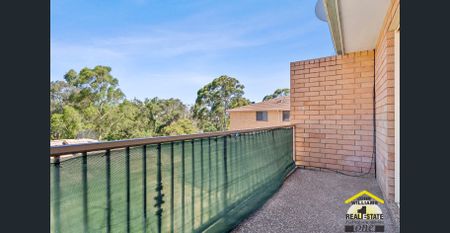 "Neat Riverpark Unit" - Photo 5