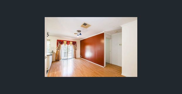 Comfortable Living in Lynbrook! - Photo 1