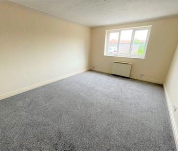 Waterloo Road, Preston - Photo 1