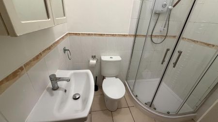 Oak Crescent, London - Photo 5