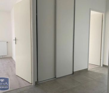 Appartement à louer 3 pièces 61.7m² - Photo 3