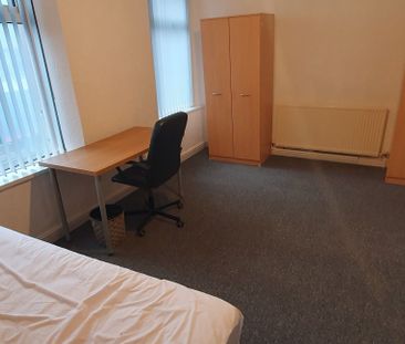 45 Bedford Street, Roath, Cardiff, CF24 3DA - Photo 6