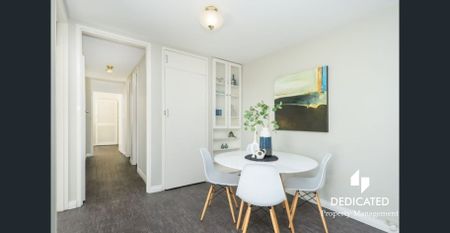 Bright and Cozy 2-Bedroom Apartment in the Heart of Glendalough - Photo 4