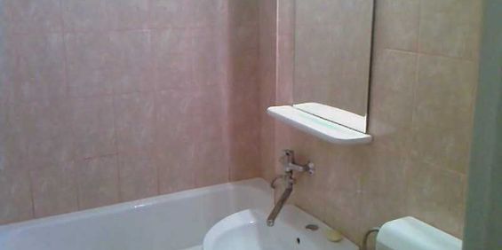 Inchiriere apartament o camera in zona Circumvalatiunii - Fotografie 3