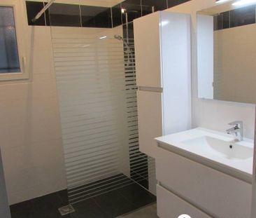 Location Appartement 3 pièces 78m² ARTHES 81160 - Photo 2