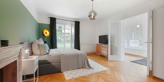 Stuttgart | Private room | double bedroom with balcony in Gablenberg - Photo 3
