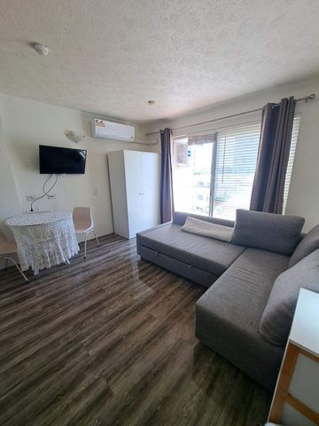 Modern studio on the Southport Broadwater! - Photo 5