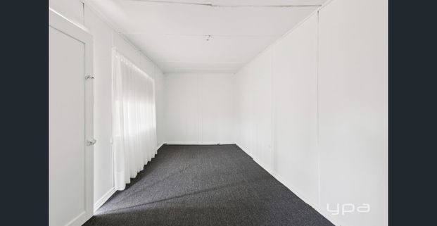 Flexible Home with Bungalow – Available Now 74 Broadway, Capel Sound - Photo 1